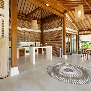 https://resort-kampung-uma-dawa-and-spa.ubudhotelsnow.com
